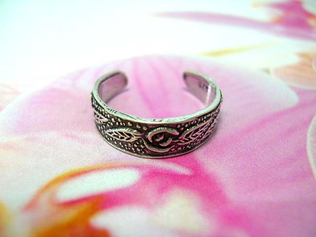 Hot style jewelry exchange warehouse, Fine indonesian art inspired leaf and rose design on 925. sterling silver toering