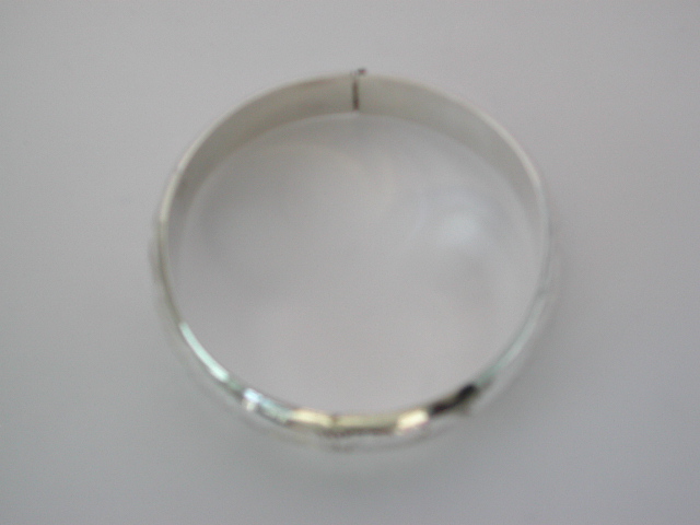 Giftware supplier wholesale 925. Sterling silver plain bangle 