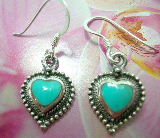 Heart shape sterling silver French fish hook earwires earring with turquoise and mini silver ball inlaid