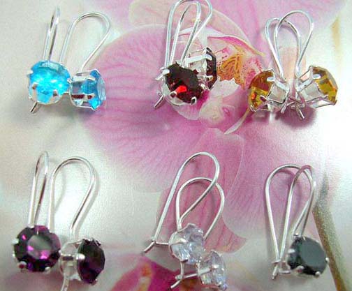 Clip closed 925. sterling silver earring with a rounded cz stone embedded on, assorted color randomly pick                        