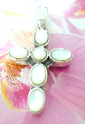 Multi oval shape white seashell forming cross pattern Thailand made solid sterling silver charm pendant                       