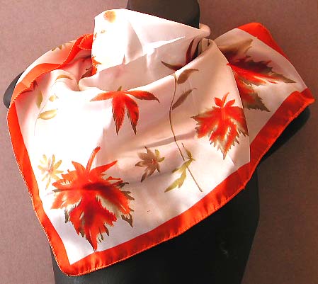 Canada scarf maple-inspired giftware supplier, red edge with reddish maple leaf design fashion polyester neck chief