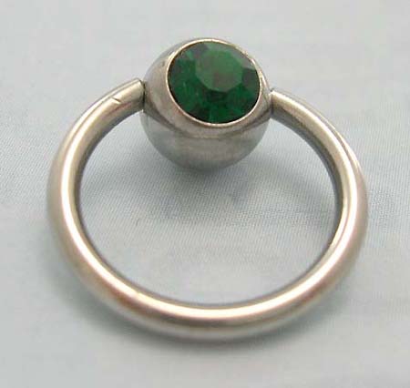 Direct gift wholesale for body jewelry supplier in steel ball closure ring body jewelry with green Cz stone embedded 