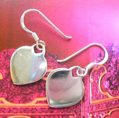 Fashion jewelry wholesale in mother of pearl - sterling silver earrings with white mother of pearl seashell inlay   