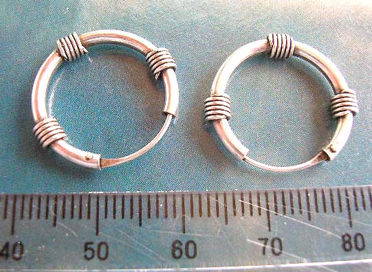 Custume high quality Bali collection supplier sterling silver earrings with triple line loop decor 