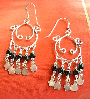 Custume jewelry wholesale distributor supply black beads silver Chandelier hoop   