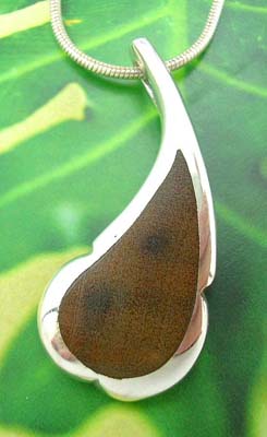 Collective Coco wood fashion pendant jewerly design wholesale sterling silver pendant with Coco wood in water-drop design    